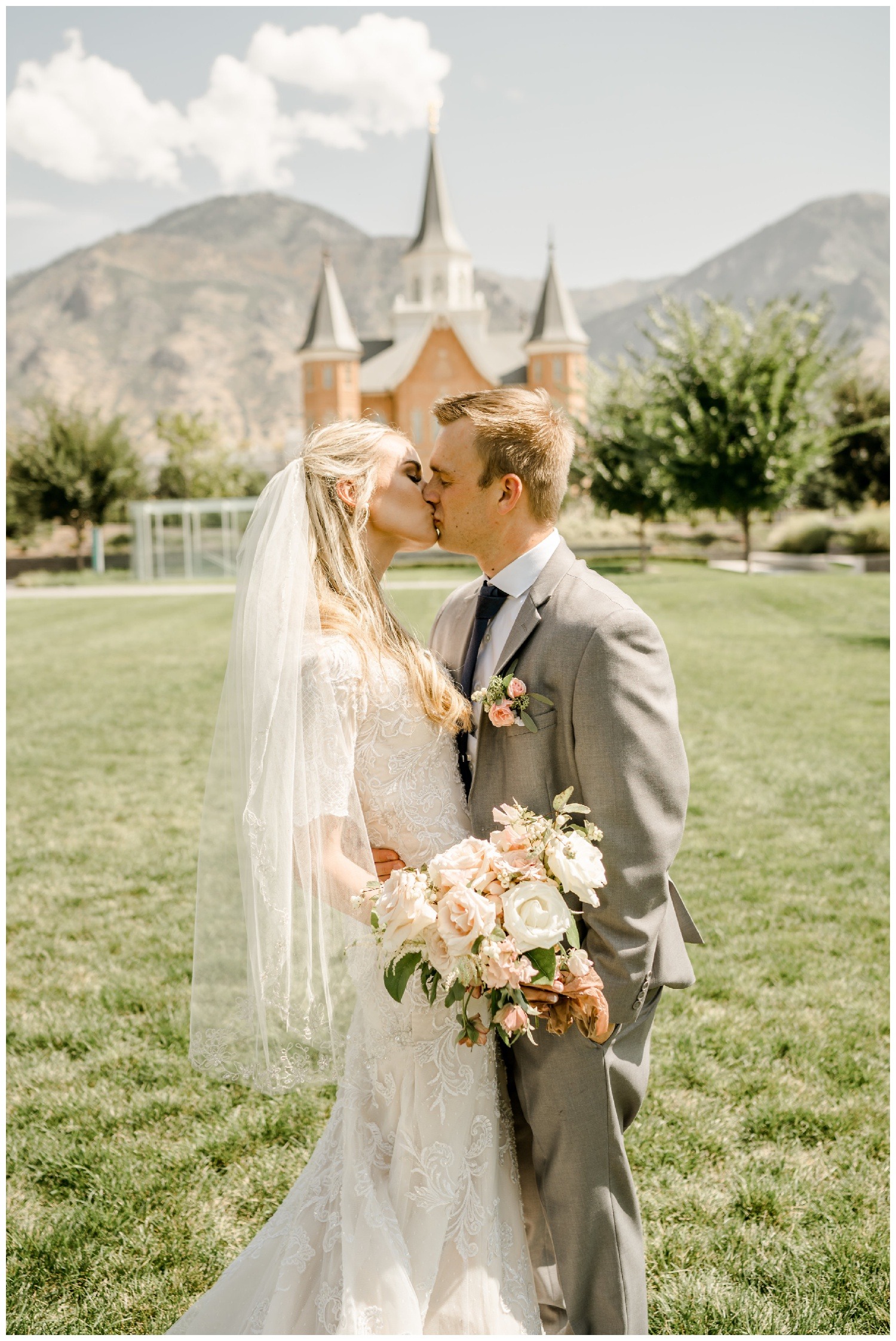 Sage and Blush Wedding | Ohio Wedding Florist